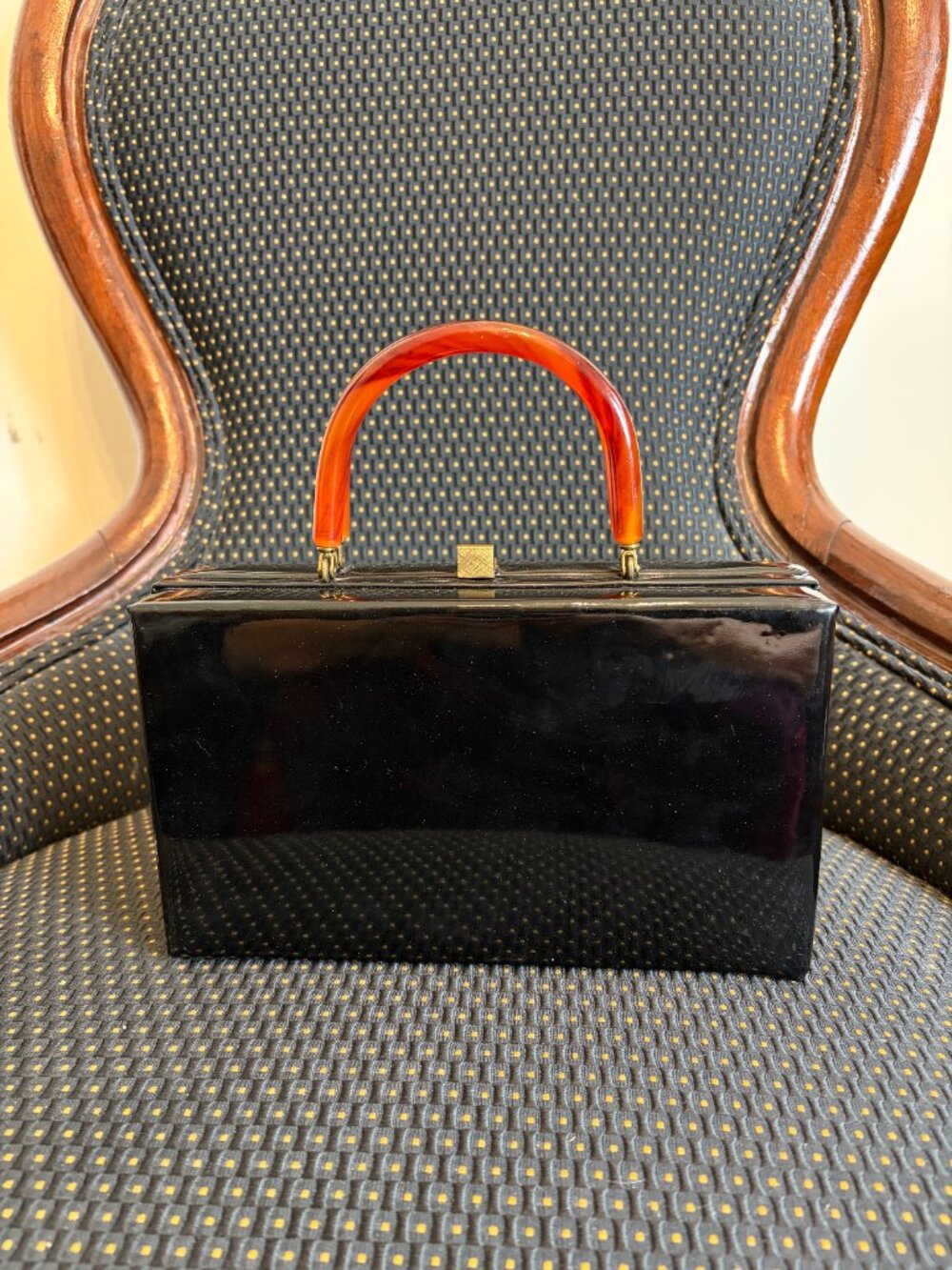 Vintage Retro Small Patent Black Leather w/Lucite Handles Purse Handbag Clutch